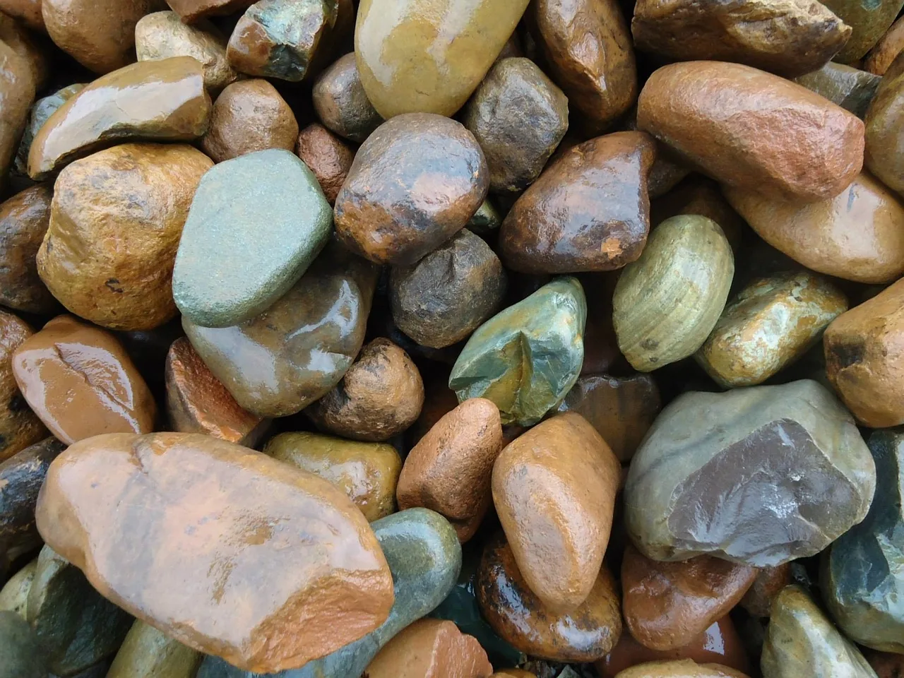 Washed river rock